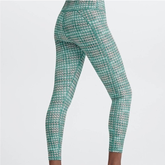 Fabletics Green Houndstooth Powerhold Leggings - Picture 4 of 8